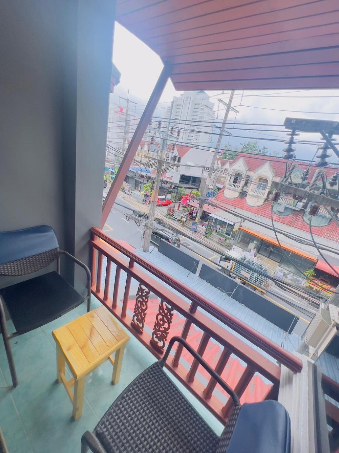 Готель Royal Vista Patong Екстер'єр фото